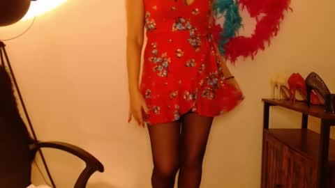 LEA online show from December 17, 3:07 pm