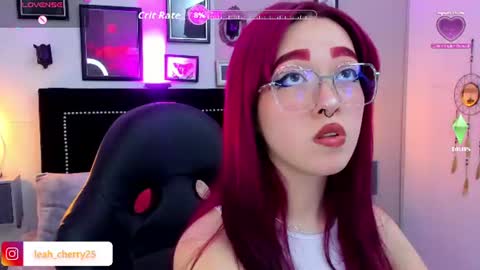 Leah online show from July 15, 10:04 pm