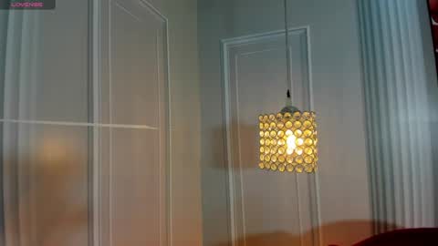 LEAH online show from April 12, 3:00 am