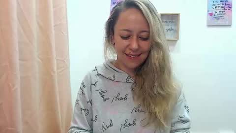 leah_susman online show from December 5, 1:47 am