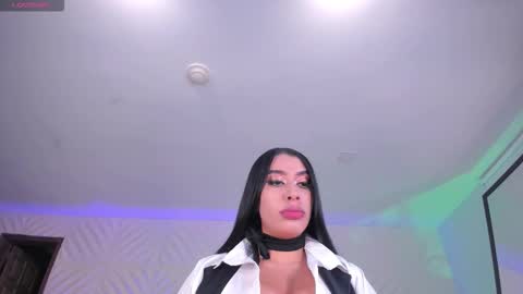 leahlombardi_ online show from November 9, 3:16 am