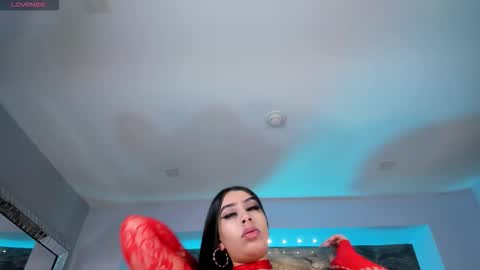 Snapshot of leahlombardi_ chatting on February 5, 3:11 am leahlombardi_ online show from February 5, 3:11 am