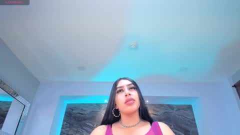 Snapshot of leahlombardi_ chatting on February 6, 2:49 am leahlombardi_ online show from February 6, 2:49 am