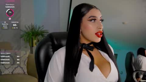 Snapshot of leahlombardi_ chatting on February 13, 3:57 am leahlombardi_ online show from February 13, 3:57 am