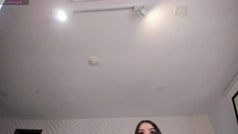 Snapshot of leahlombardi_ chatting on March 31, 3:08 am leahlombardi_ online show from March 31, 3:08 am