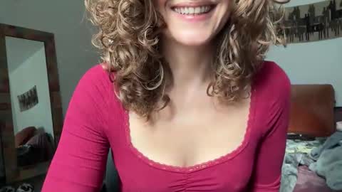 Leah Sparkles online show from October 23, 2:38 pm