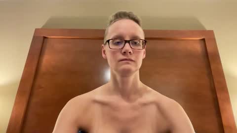 Snapshot of leahwilde chatting on January 14, 10:12 pm Lee online show from January 14, 10:12 pm