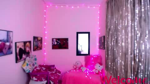 Leandra online show from January 20, 7:04 pm