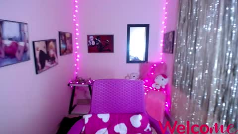 Leandra online show from February 20, 3:08 pm