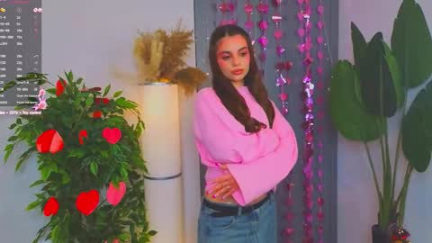 Snapshot of leandraconcatelli chatting on February 28, 7:26 pm Sophie online show from February 28, 7:26 pm