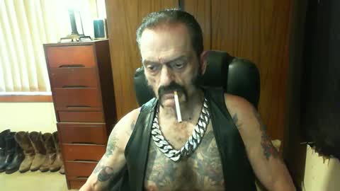 leathergreaser online show from January 6, 2:26 am