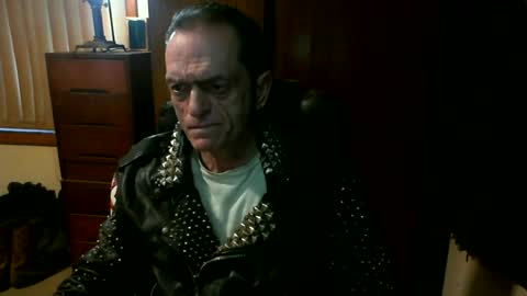 Snapshot of leathergreaser chatting on June 25, 9:30 pm leathergreaser online show from June 25, 9:30 pm