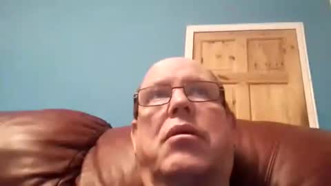 Snapshot of leatherpants68 chatting on November 30, 6:12 pm leatherpants68 online show from November 30, 6:12 pm