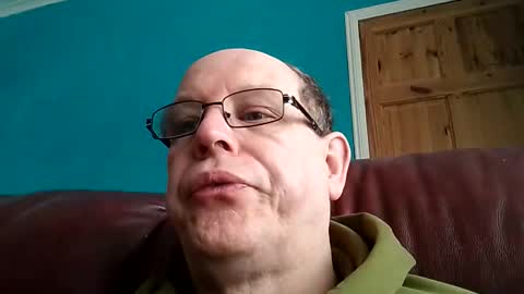 Snapshot of leatherpants68 chatting on March 26, 12:11 pm leatherpants68 online show from March 26, 12:11 pm