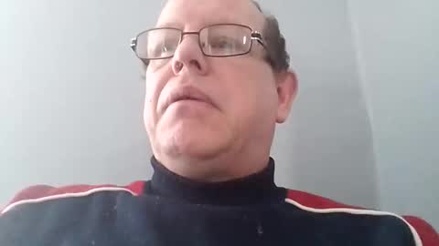 Snapshot of leatherpants68 chatting on April 15, 11:50 am leatherpants68 online show from April 15, 11:50 am