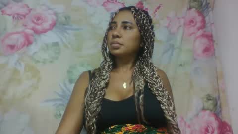 leatiana online show from February 24, 7:06 am