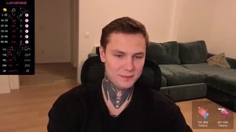 Snapshot of lechery_boy chatting on December 18, 12:06 am Lechery boy online show from December 18, 12:06 am