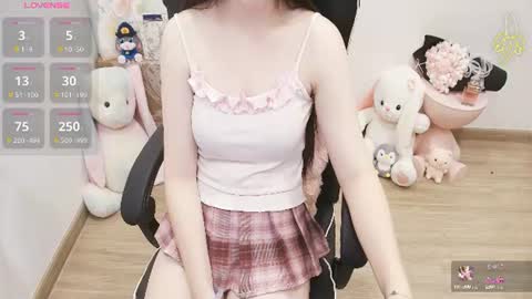 Snapshot of lee_cute18 chatting on June 18, 11:31 pm Lee online show from June 18, 11:31 pm