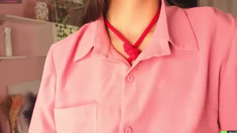 Snapshot of leeannepizzini chatting on February 20, 7:14 pm Jasmine online show from February 20, 7:14 pm