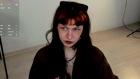 Lee online show from May 11, 2:45 pm