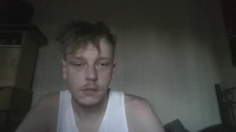 leemanz12 online show from February 15, 8:24 am