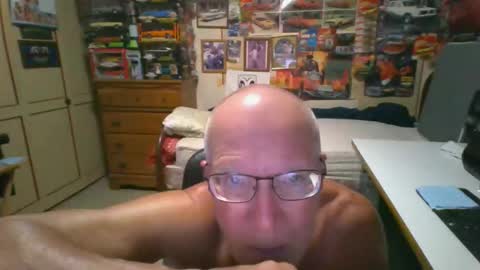 Snapshot of leezamm1132 chatting on May 23, 3:34 am leezamm1132 online show from May 23, 3:34 am