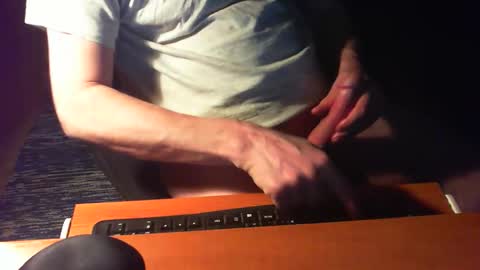 lefafun online show from April 13, 7:52 pm