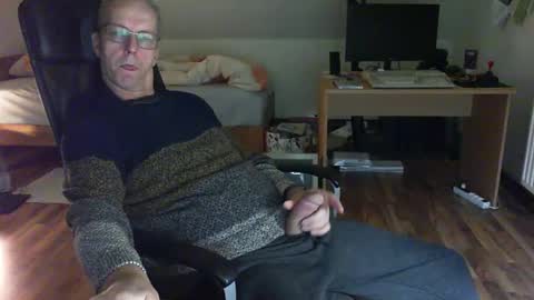 Dave online show from December 6, 11:03 pm