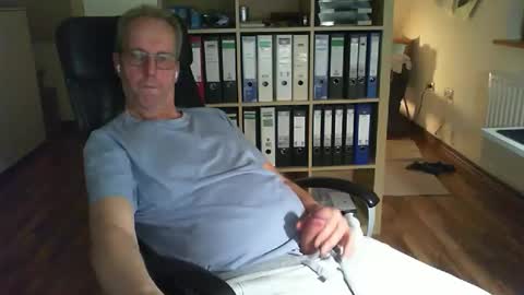 Dave online show from November 15, 1:03 am