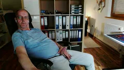 Dave online show from April 12, 9:20 pm