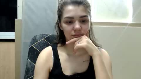 Liya online show from April 15, 11:38 pm