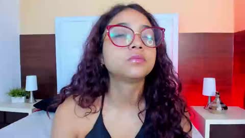 Snapshot of legends_gh1 chatting on October 15, 3:17 am Savage and Anto online show from October 15, 3:17 am