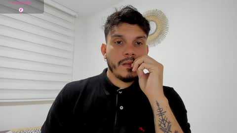 Alejandro online show from December 13, 3:27 am