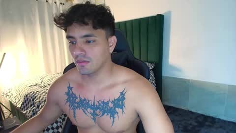  Lei  online show from December 2, 10:05 pm