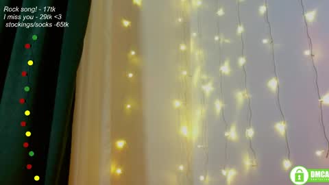 hey Im Leia and I love rock  online show from April 5, 7:22 pm