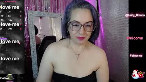 Snapshot of leidy_brenda chatting on December 15, 4:51 am Leidy Brenda online show from December 15, 4:51 am