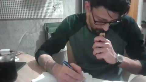 LEIF online show from May 28, 3:26 am
