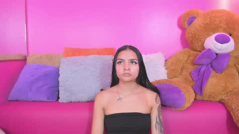 LEIGH ANGELS online show from May 28, 9:45 pm