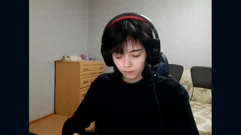 Viola online show from May 6, 9:42 pm