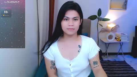 Snapshot of leighcortesi chatting on July 15, 3:50 pm Cailey online show from July 15, 3:50 pm