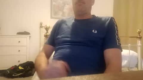 leightimmins001 online show from December 1, 8:58 pm