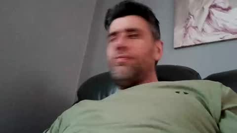 leightimmins001 online show from February 16, 7:37 am