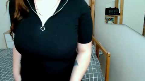 Leila online show from February 3, 6:40 am