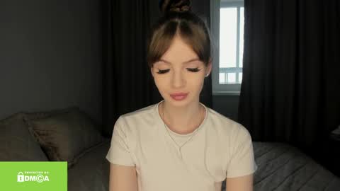 leiladream online show from May 12, 5:26 am
