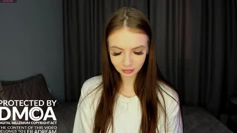 leiladream2 online show from February 23, 4:10 am