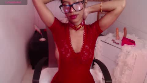 Snapshot of leilaebony_ chatting on September 10, 1:55 pm leilaebony_ online show from September 10, 1:55 pm