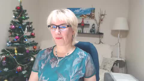 Leila Kinky online show from December 20, 6:29 am