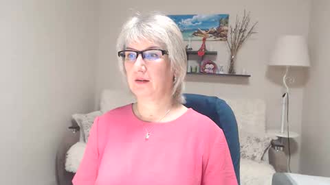 Leila Kinky online show from November 3, 5:09 am