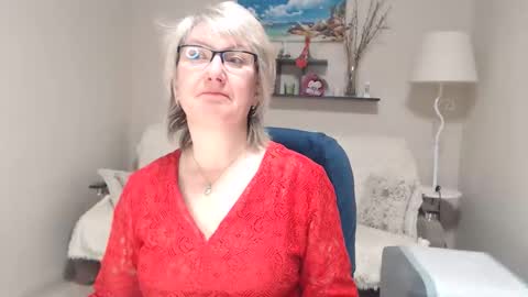 Leila Kinky online show from February 3, 6:51 am