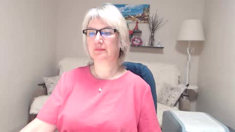 Snapshot of leilamays chatting on April 29, 2:59 am Leila Kinky online show from April 29, 2:59 am